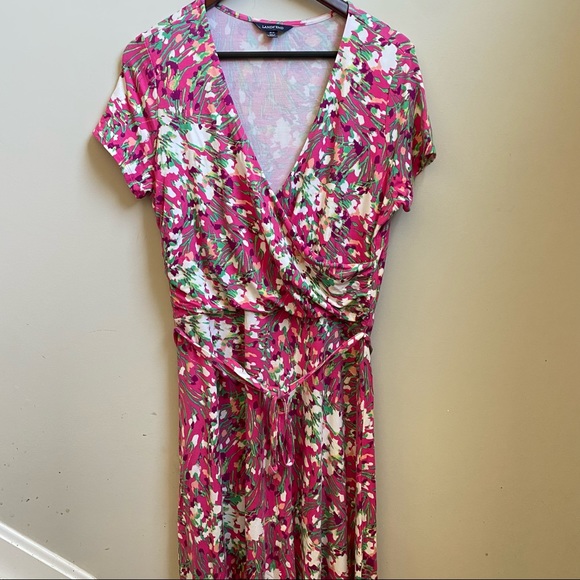Lands' End Dresses & Skirts - Ladies Lands End faux wrap floral dress shirt sleeves medium 10-12‎